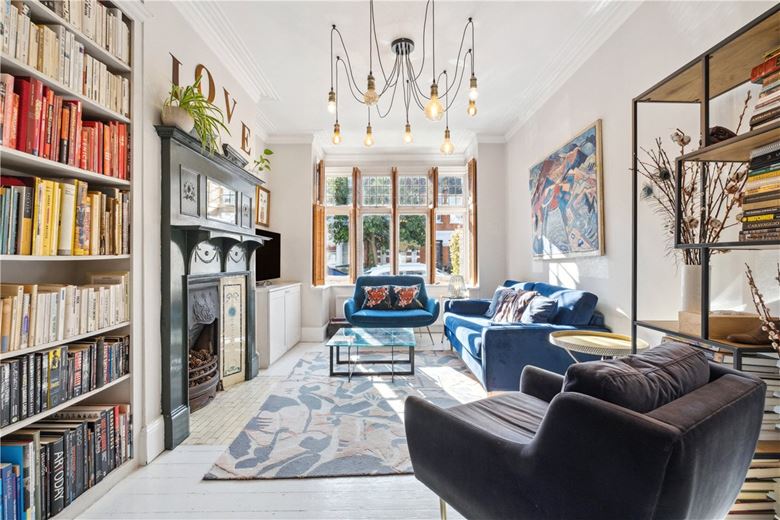 4 bedroom house, Crabtree Lane, Fulham SW6 - Sold STC