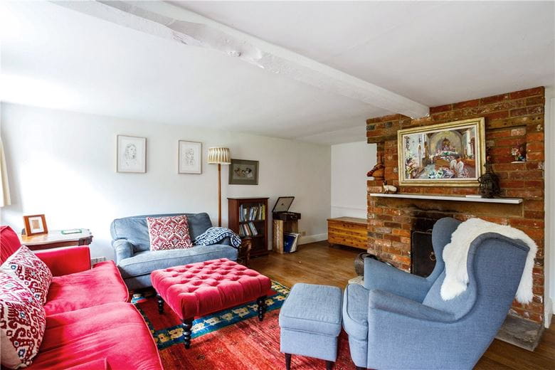 3 bedroom cottage, Wilcot, Pewsey SN9 - Available