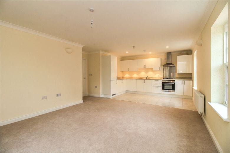 2 bedroom flat, Buttercross Lane, Witney OX28 - Let Agreed