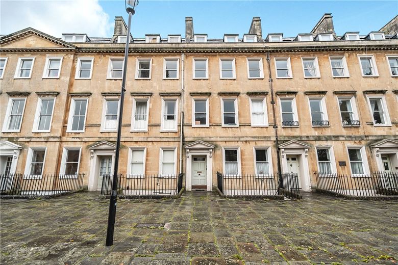 2 bedroom flat, South Parade, Bath BA2 - Let Agreed