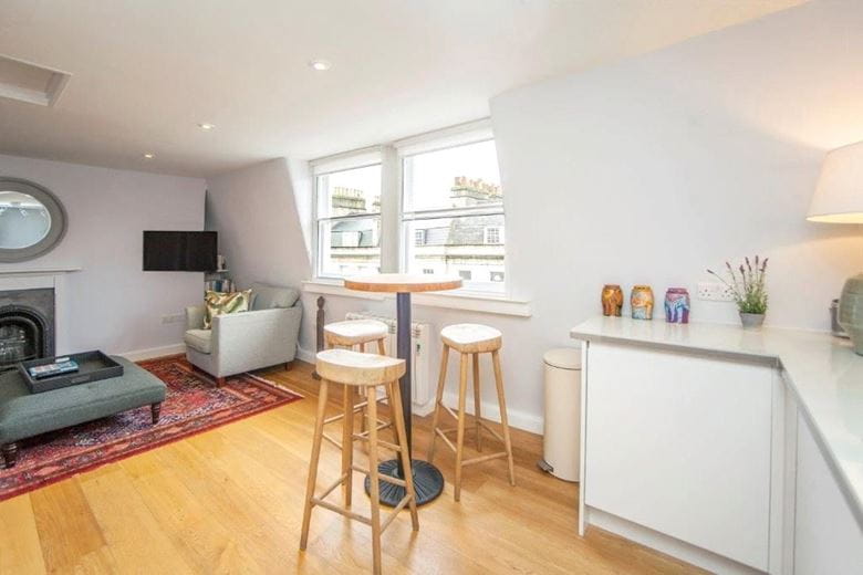 1 bedroom flat, Argyle Street, Bath BA2