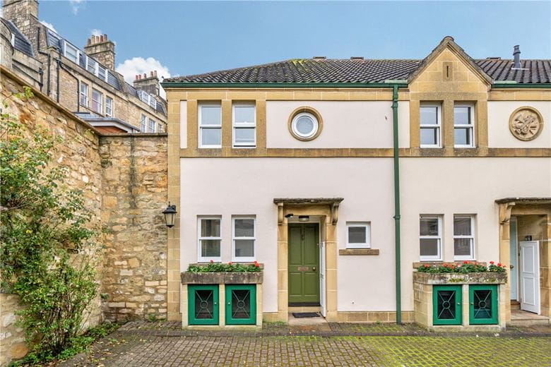 2 bedroom house, Circus Mews, Bath BA1 - Available