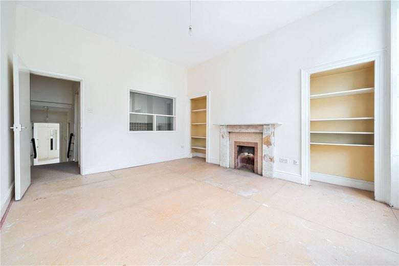 2 bedroom flat, Henrietta Street, Bath BA2 - Sold STC