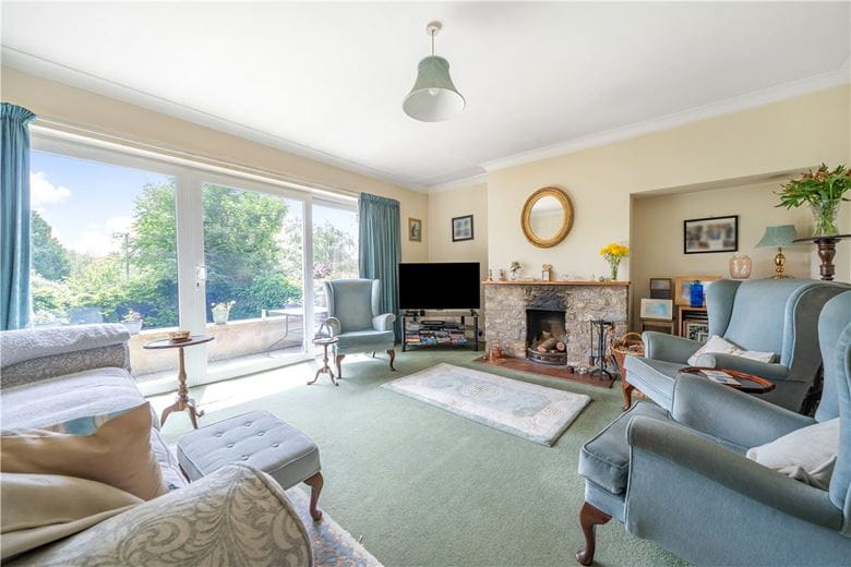 4 bedroom house, Court Gardens, Batheaston BA1 - Available