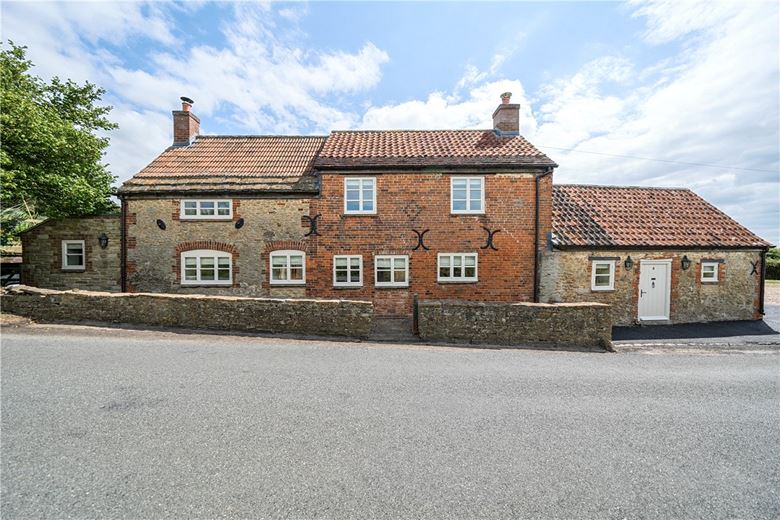 4 bedroom house, Cold Harbour, Great Hinton BA14 - Available