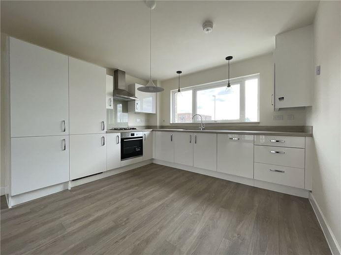 3 bedroom flat, Galton Road, Cambridge CB3 - Available