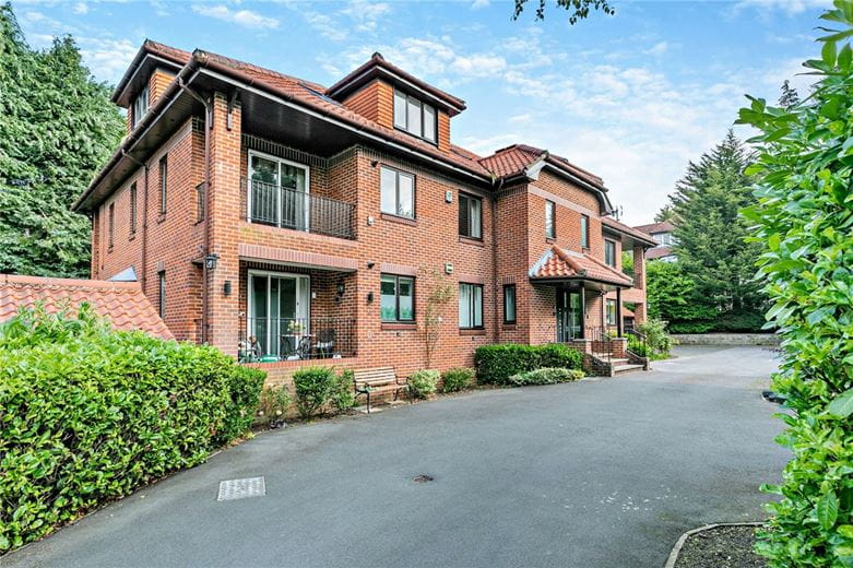 3 bedroom flat, 64A Kent Road, Harrogate HG1 - Available