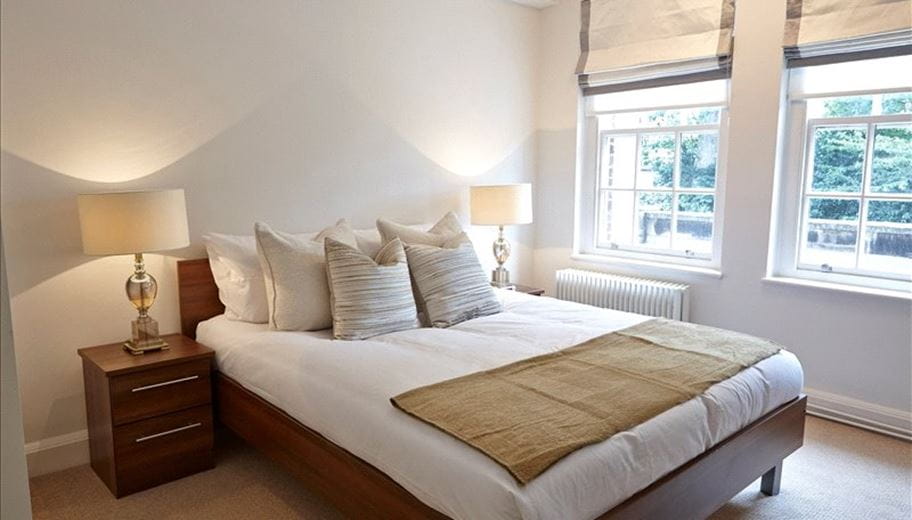 2 bedroom flat, Pelham Court, 145 Fulham Road SW3 - Available