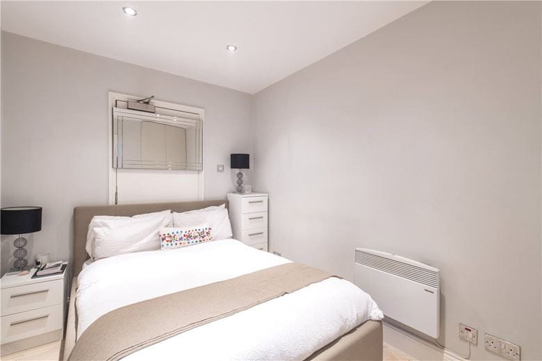 1 bedroom flat, Manson Place, South Kensington SW7 - Available