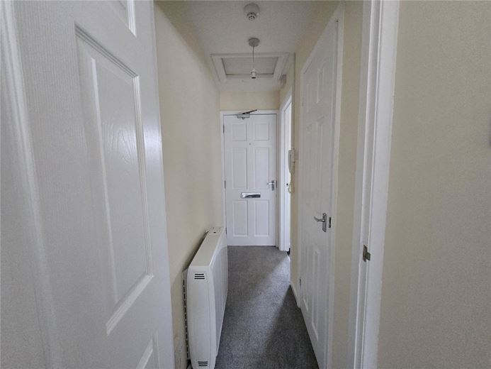 1 bedroom flat, Kingsbury Street, Marlborough SN8 - Available