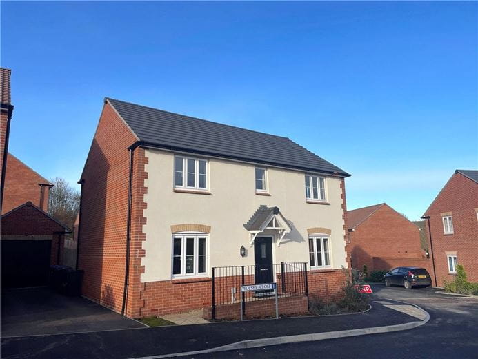 4 bedroom house, Wolsey Close, Marlborough SN8 - Available