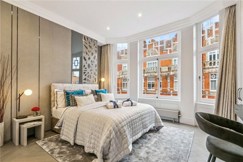 3 bedroom flat, Montagu Mansions, London W1U - Available