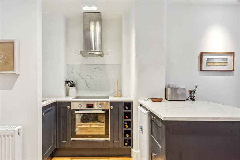 2 bedroom flat, Chiltern Street, London W1U - Available