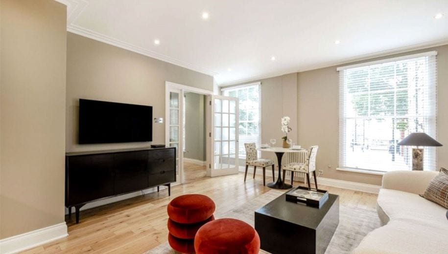 1 bedroom flat, Grosvenor Hill, Mayfair W1K - Available