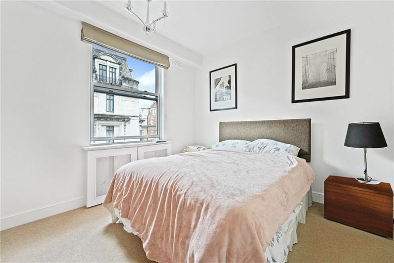 2 bedroom flat, Weymouth Street, Marylebone W1W - Available