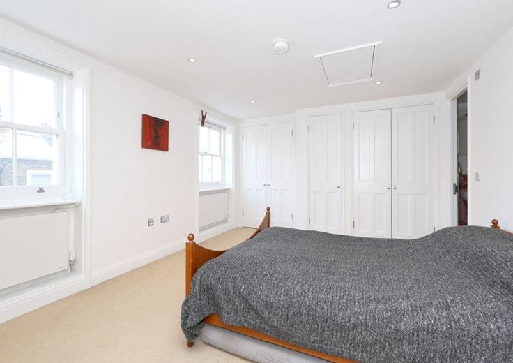 2 bedroom flat, New Quebec Street, London W1H - Available