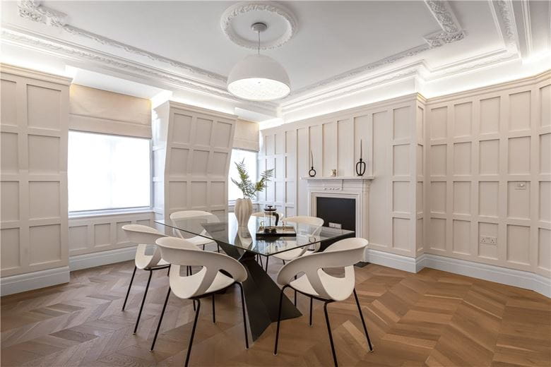 3 bedroom flat, Weymouth Street, Marylebone W1G - Available