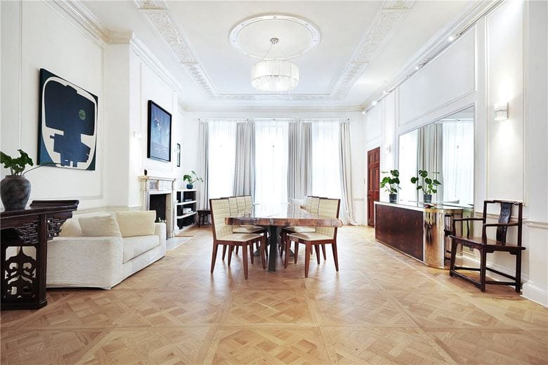 8 bedroom house, Devonshire Place, London W1G - Available