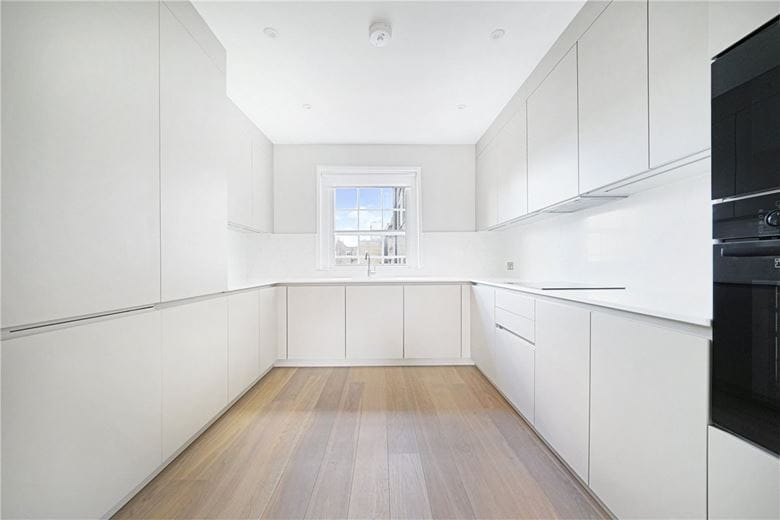 2 bedroom flat, Wyndham Place, London W1H - Let Agreed