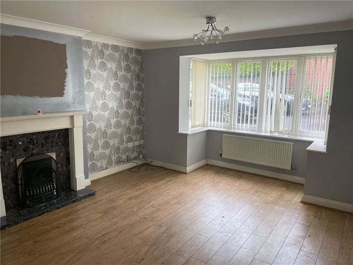 4 bedroom house, Mallow Gardens, Thatcham RG18 - Available