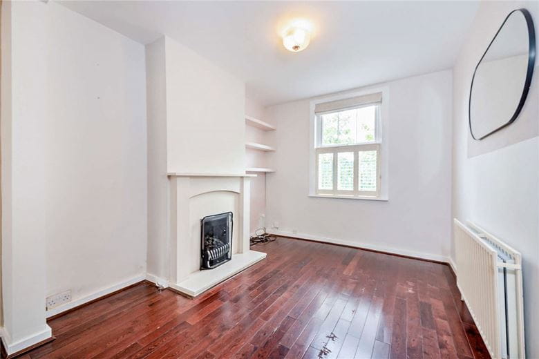 2 bedroom house, Newbury, Berkshire RG14 - Available