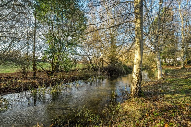 3 bedroom house, Winterbourne, Newbury RG20 - Available