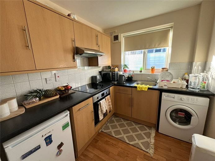 1 bedroom flat, Kelburne Road, Oxford OX4 - Let Agreed