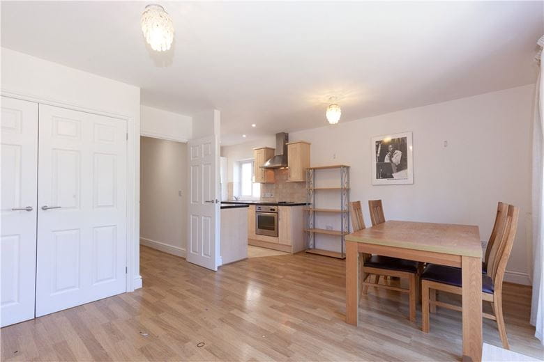 2 bedroom flat, Sunderland Avenue, Oxford OX2 - Let Agreed