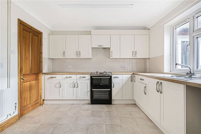 4 bedroom house, Quarry Road, Headington OX3 - Available