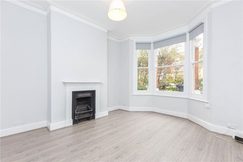 2 bedroom house, Altenburg Avenue, London W13 - Available