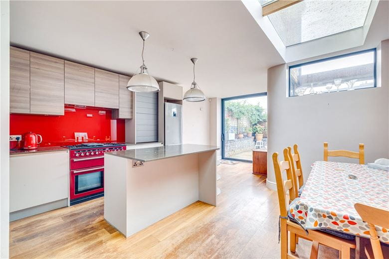 4 bedroom house, Coliston Road, London SW18 - Sold STC