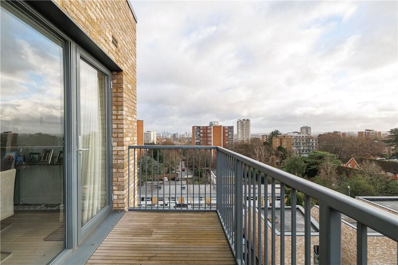 3 bedroom flat, Cambium Apartments, 1 Beatrice Place SW19 - Available