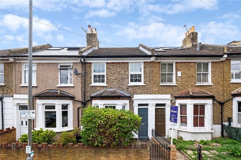 2 bedroom house, Beechcroft Road, London SW17 - Available