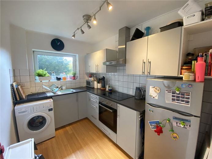 2 bedroom flat, Lansdowne Avenue, Winchester SO23 - Let Agreed