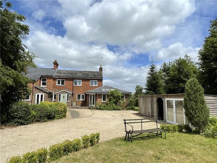 5 bedroom house, Newton Tony, Salisbury SP4 - Let Agreed