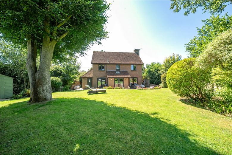 4 bedroom house, Main Road, Owslebury SO21 - Available