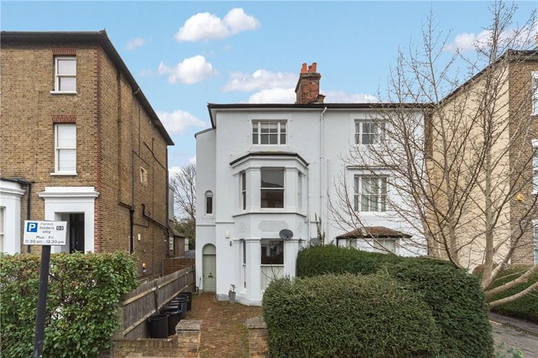 1 bedroom flat, Brodrick Road, Wandsworth Common SW17 - Available