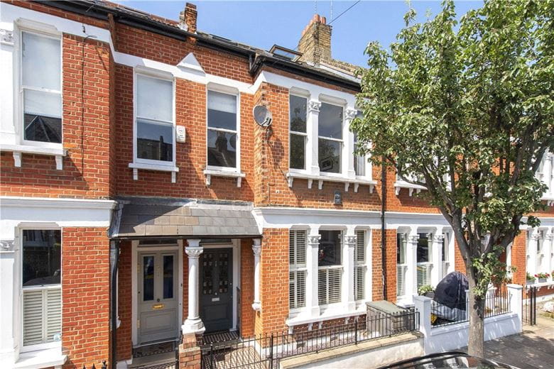 4 bedroom house, Fernside Road, London SW12 - Available