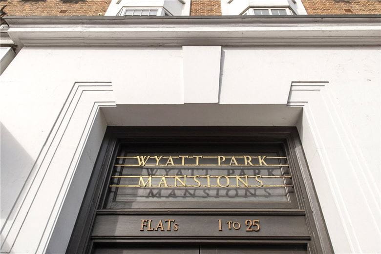 2 bedroom flat, Wyatt Park Mansions, Streatham Hill SW2 - Available