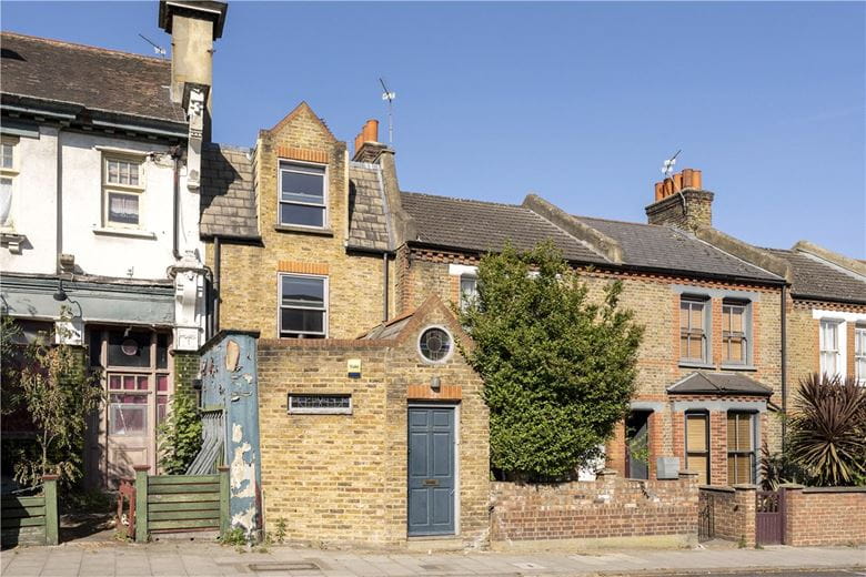 3 bedroom house, Lyham Road, London SW2 - Available