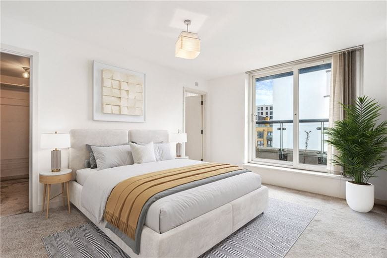 2 bedroom flat, Point Pleasant, London SW18 - Available