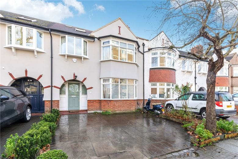 4 bedroom house, Magdalen Road, London SW18 - Available