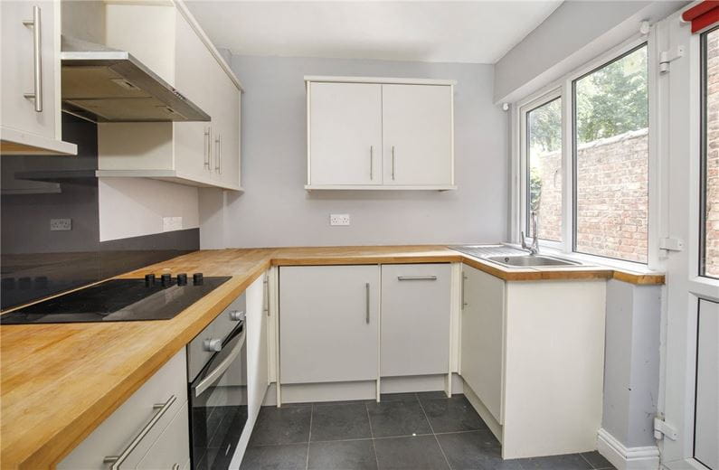 3 bedroom house, Melbourne Street, York YO10 - Available