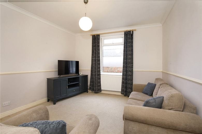 1 bedroom flat, School Street, York YO24 - Available