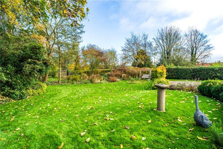 3 bedroom cottage, Main Street, Linton on Ouse YO30 - Available